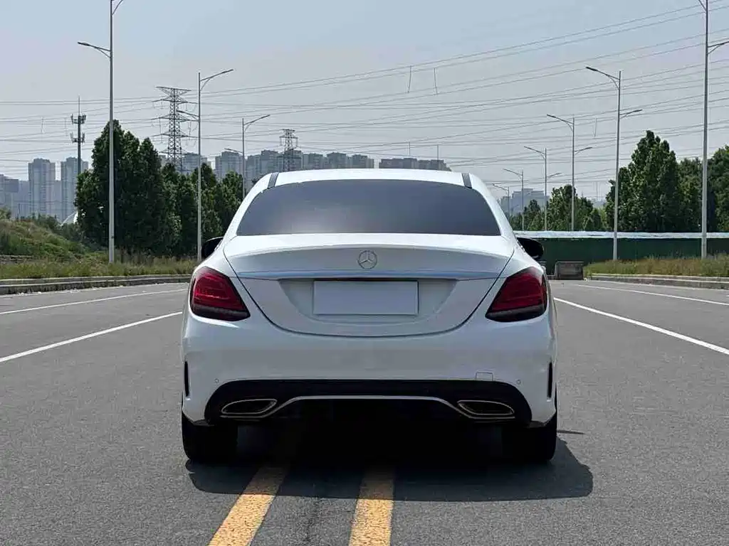 Mercedes-Benz C-Class 2020 — фото 18