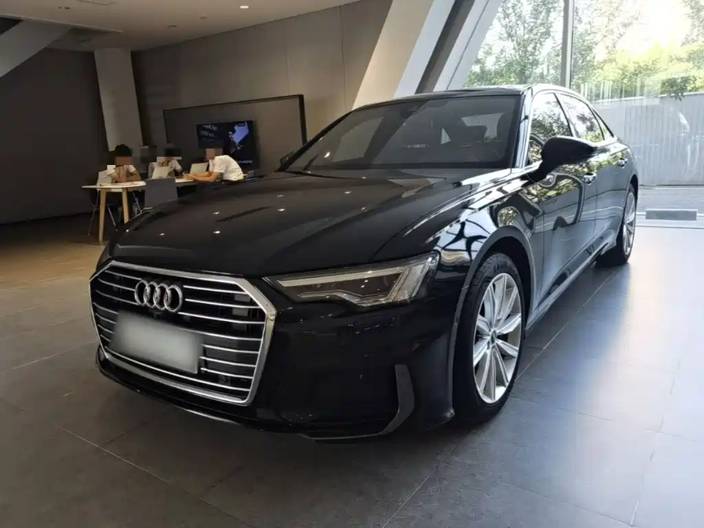Audi A6L 2022