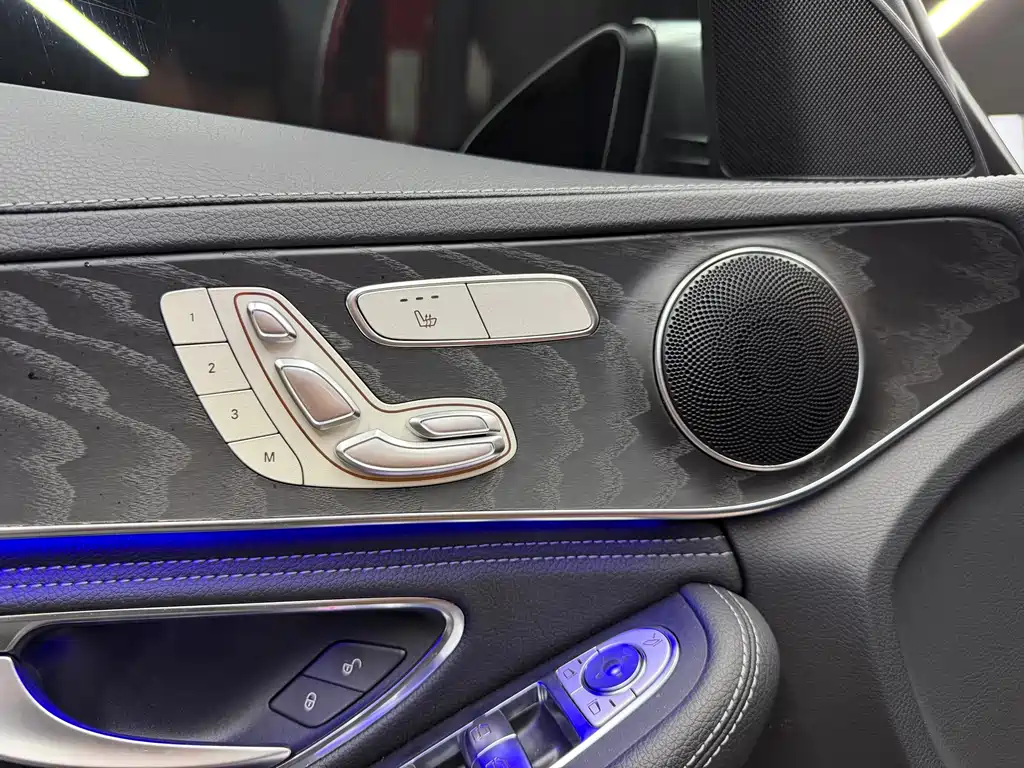 Mercedes-Benz C-Class 2020 — фото 19