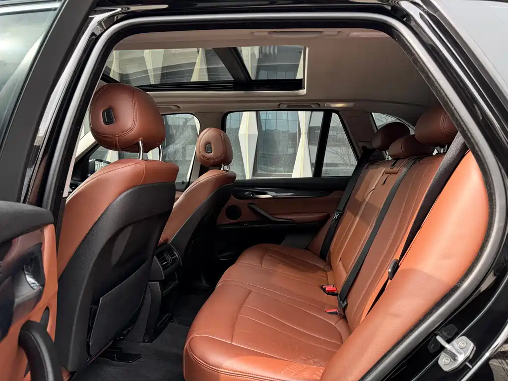 BMW X5 2018 — фото 14