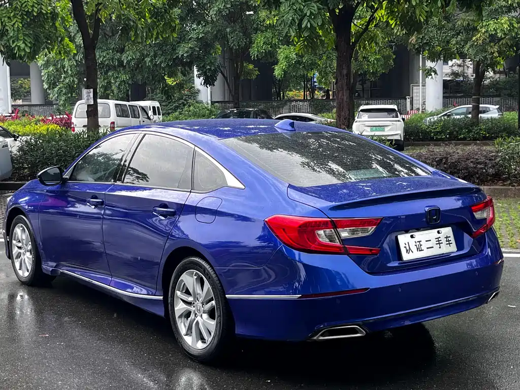 Honda Accord 2019 — фото 18