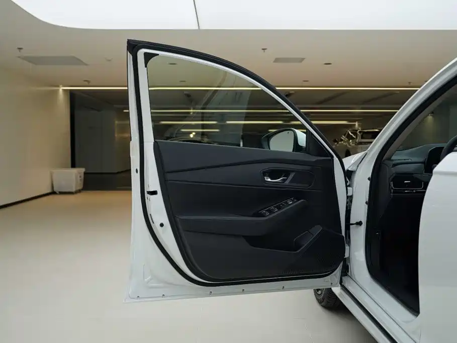Honda Inspire 2026 — фото 17