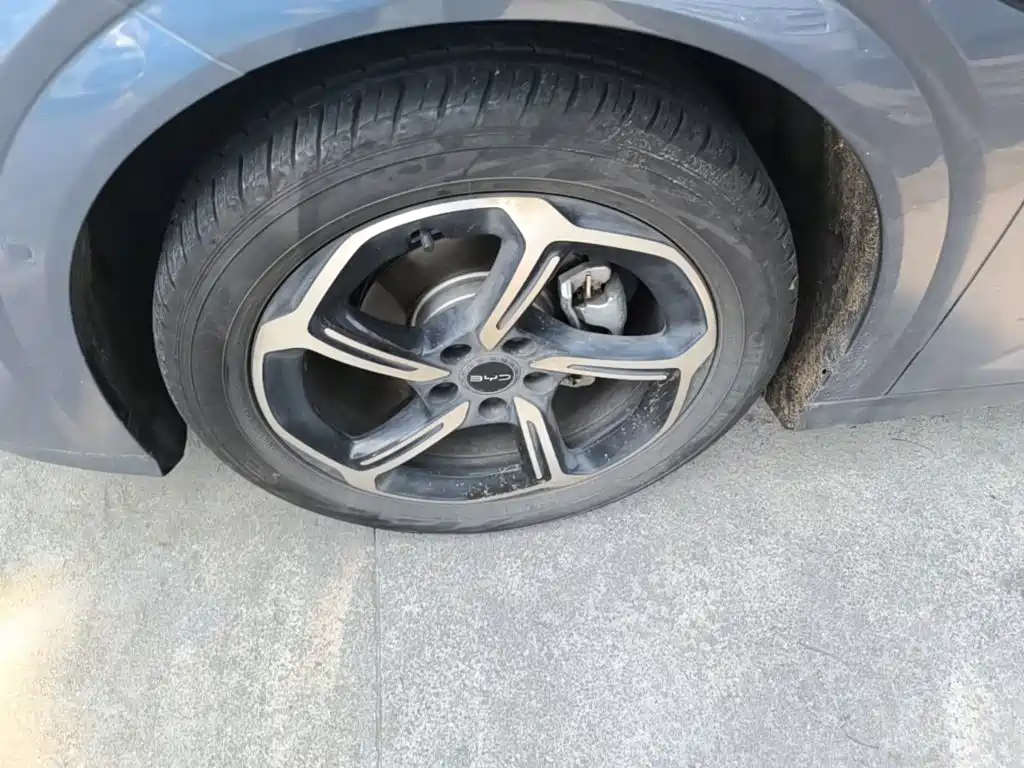 BYD Seal 06GT 2025 — фото 23