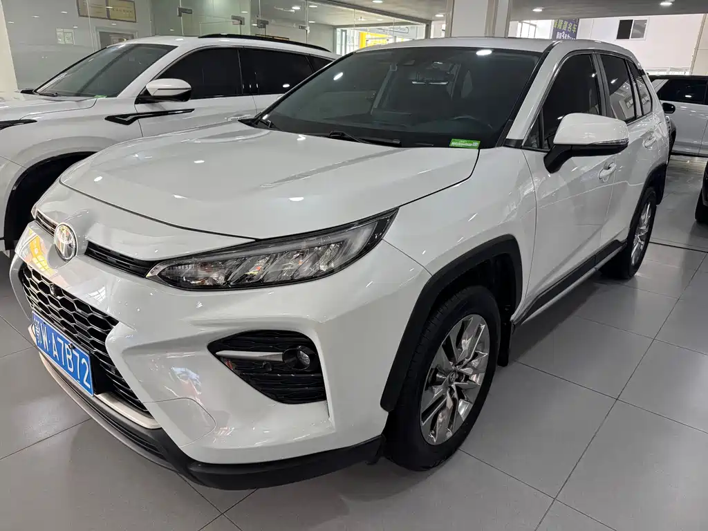 Toyota Wildlander 2023 — фото 1