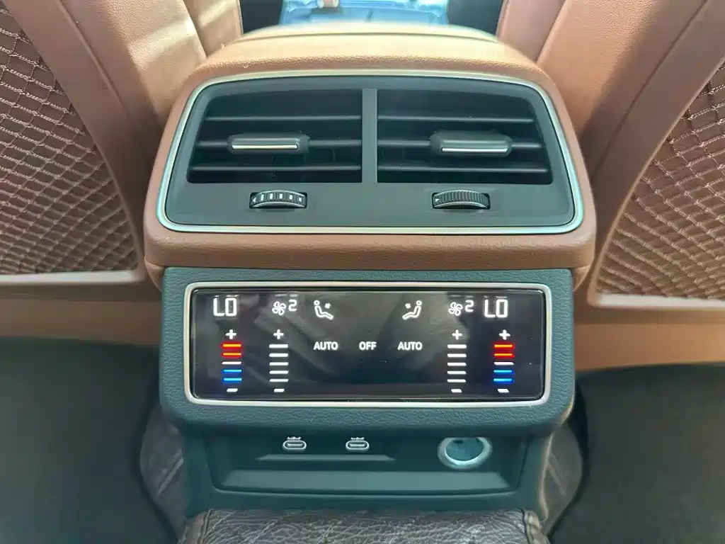 Audi A6L 2023 — фото 19