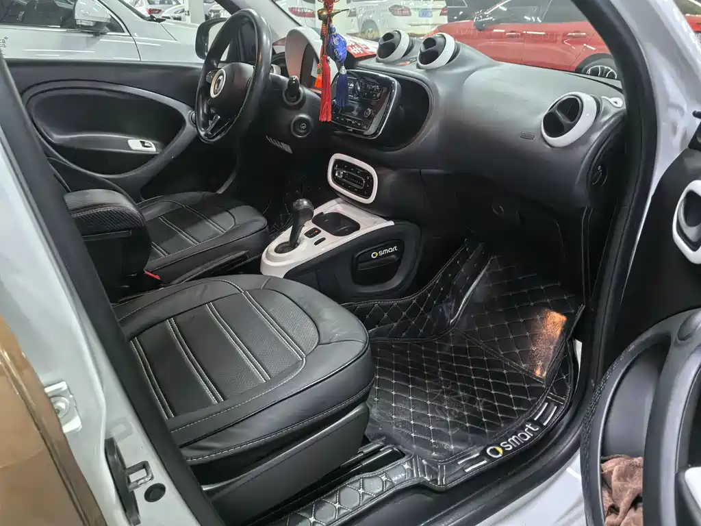 smart Forfour 2017 — фото 11