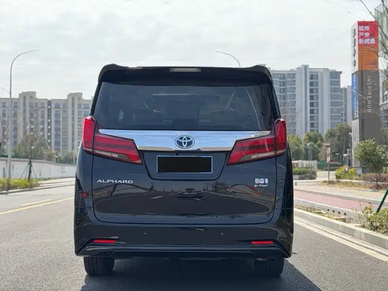 Toyota Alphard 2019 — фото 14