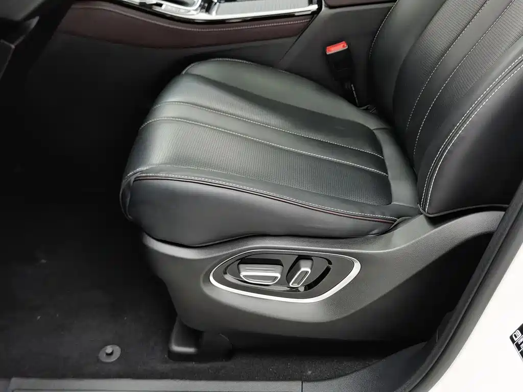 GAC Trumpchi M6 2024 — фото 20