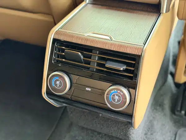 Land Rover Range Rover 2025