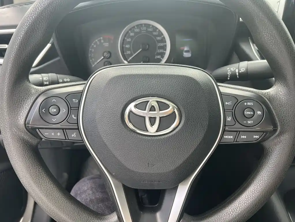 Toyota Corolla 2022 — фото 12