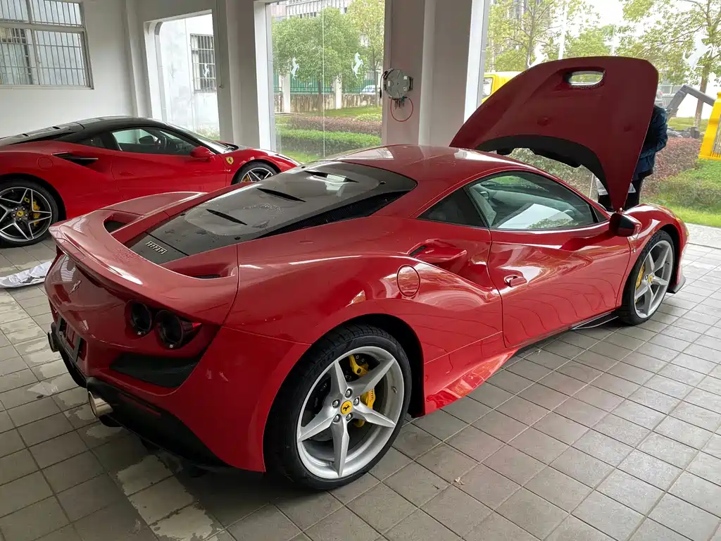 Ferrari F8 2023 — фото 4
