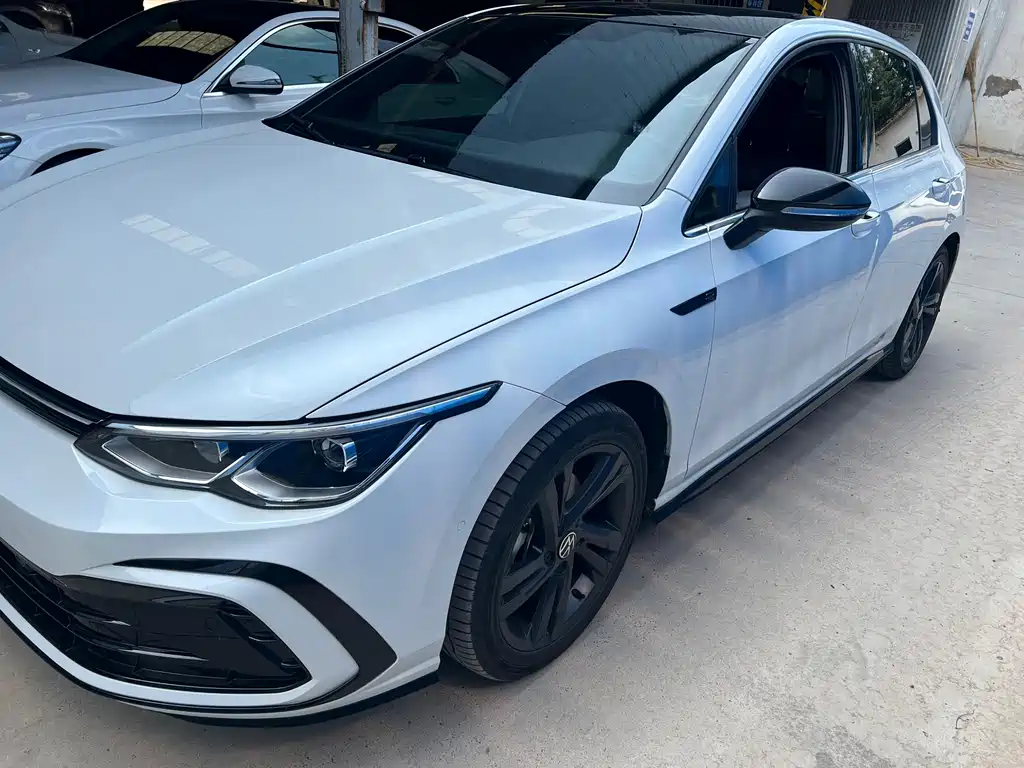 Volkswagen Golf 2022