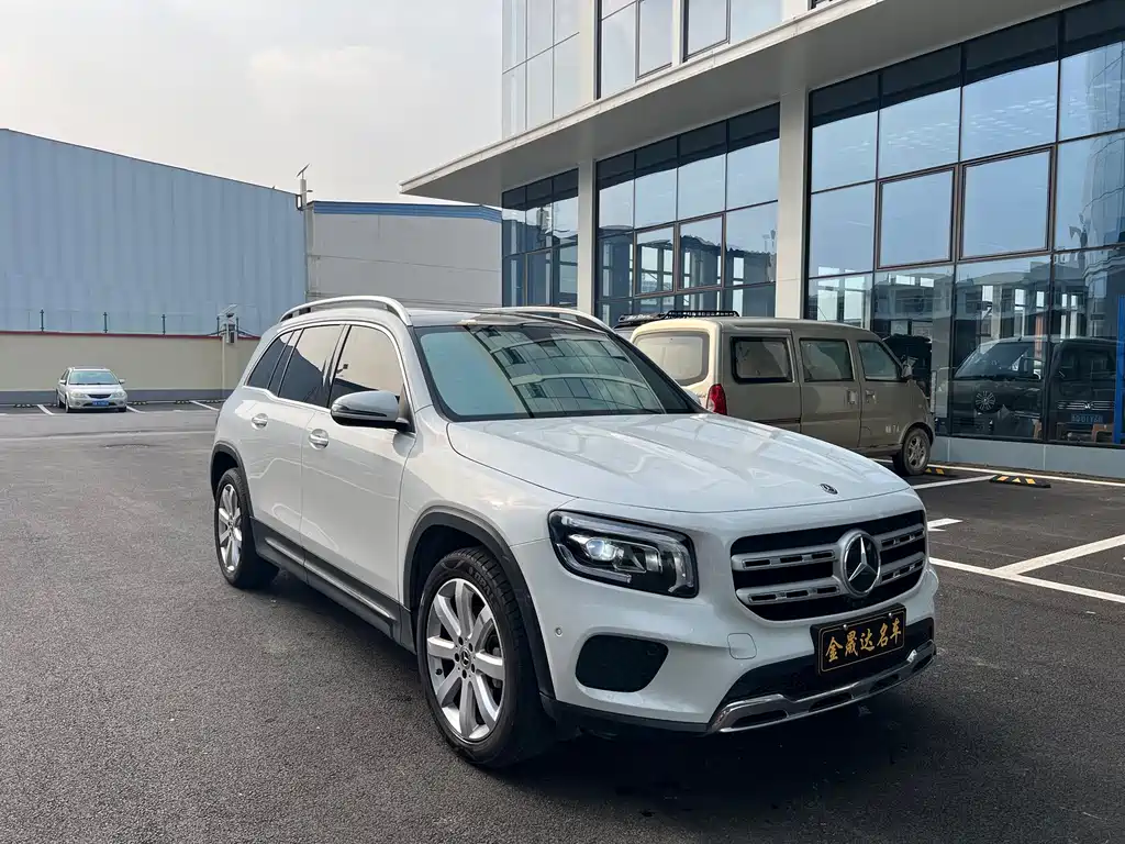 Mercedes-Benz GLB 2020 — фото 2