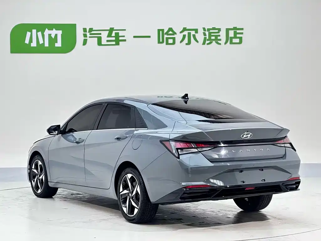 Hyundai Elantra 2023