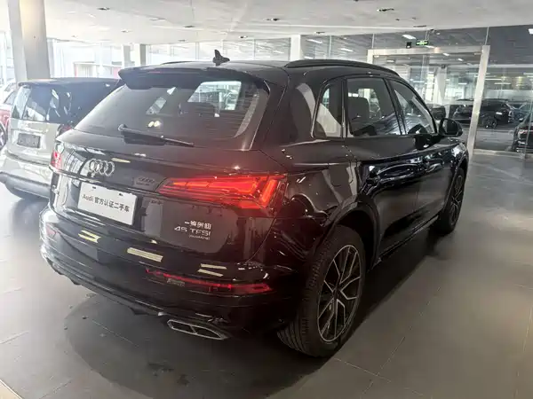 Audi Q5L 2024