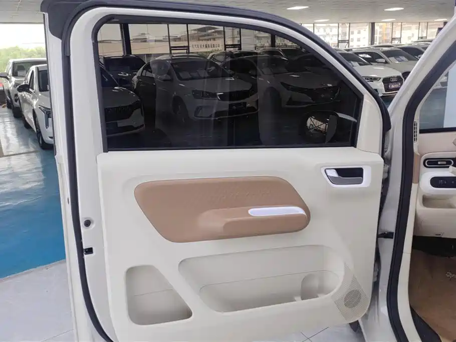 Wuling MINIEV 2024