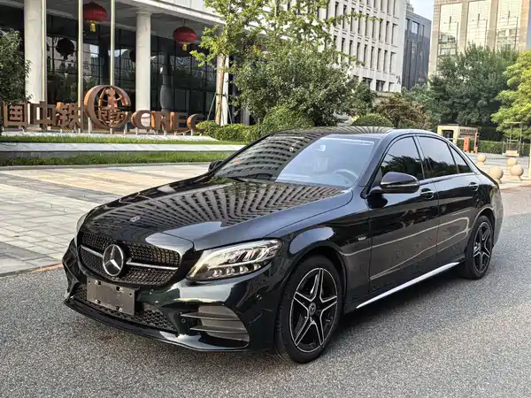 Mercedes-Benz C-Class 2021