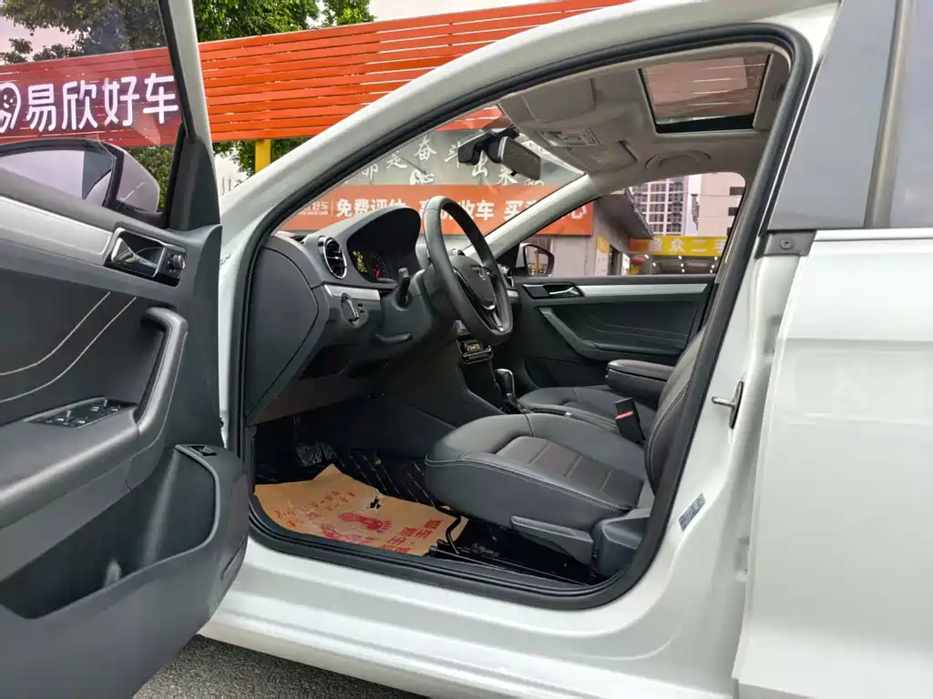 Jetta VA3 2023