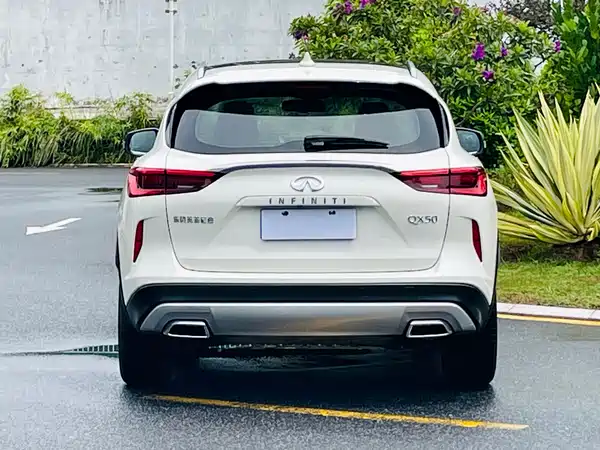 Infiniti QX50 2020