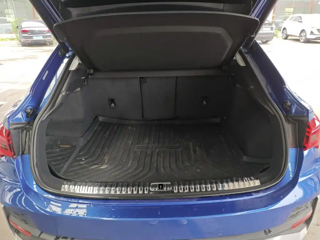 Audi Q3 Sportback 2021 — фото 11
