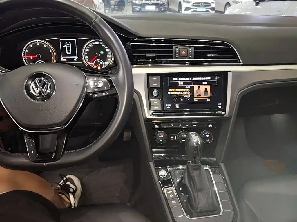Volkswagen Lamando 2019 — фото 10
