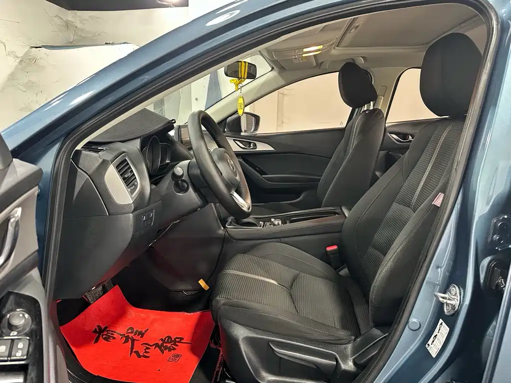 Mazda 3 Axela 2018