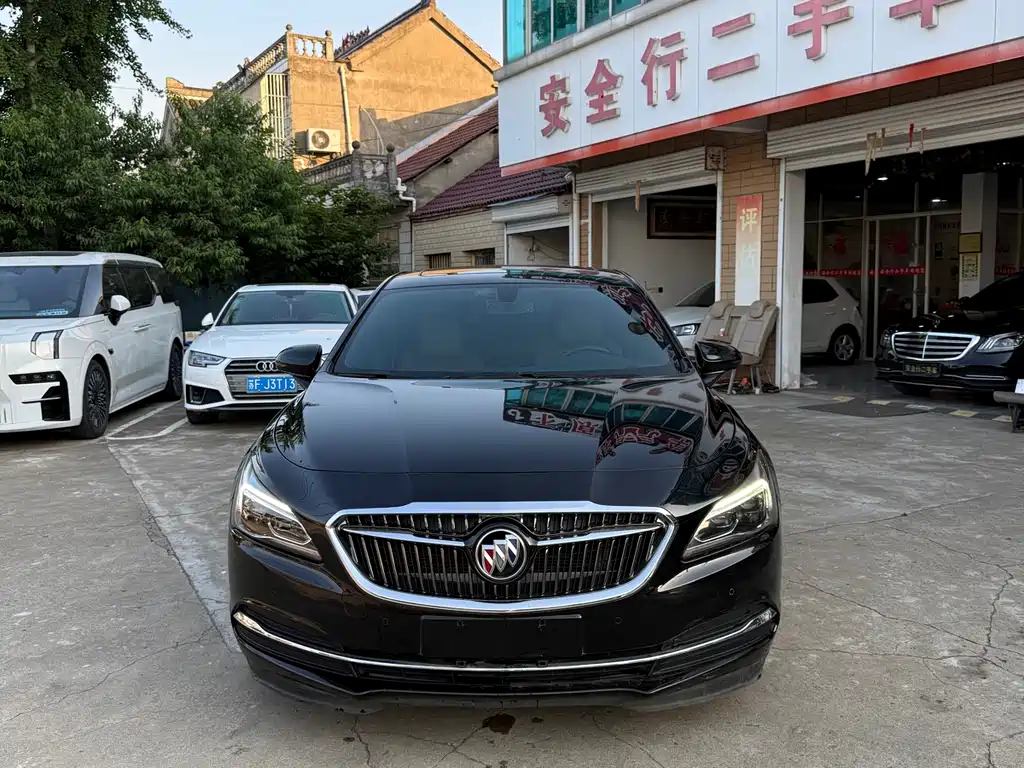 Buick LaCrosse 2018 — фото 3