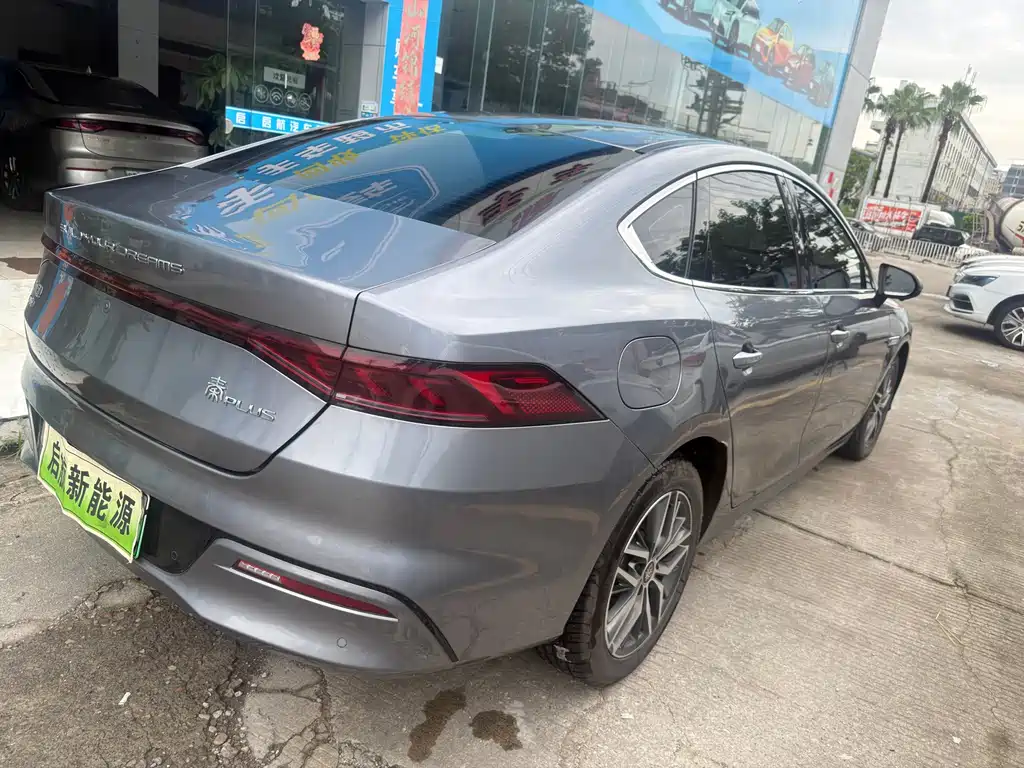 BYD Qin PLUS 2022 — фото 11