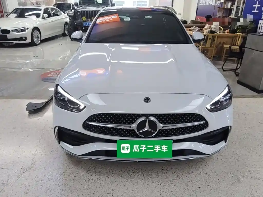 Mercedes-Benz C-Class 2023