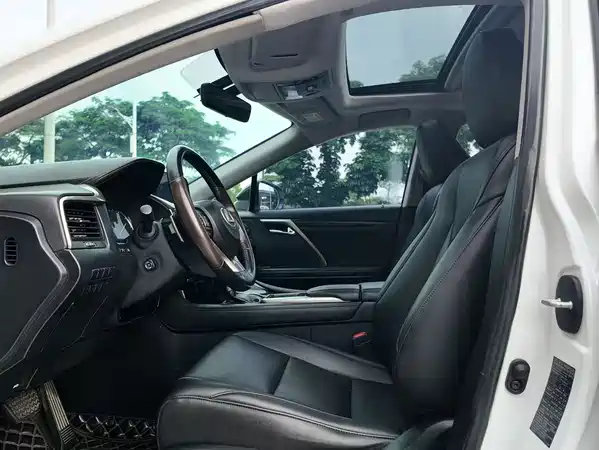 Lexus RX 2020