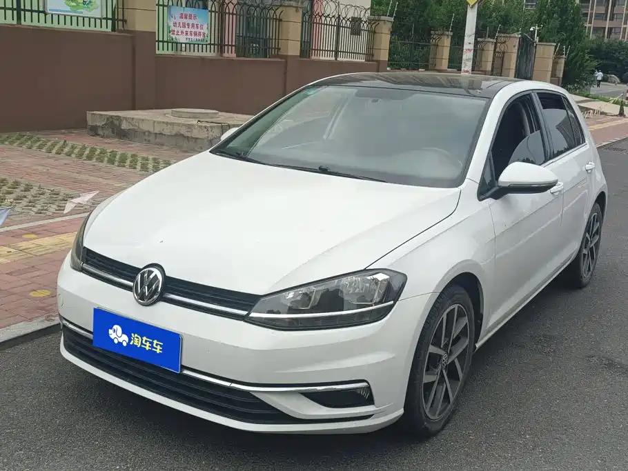 Volkswagen Golf 2020