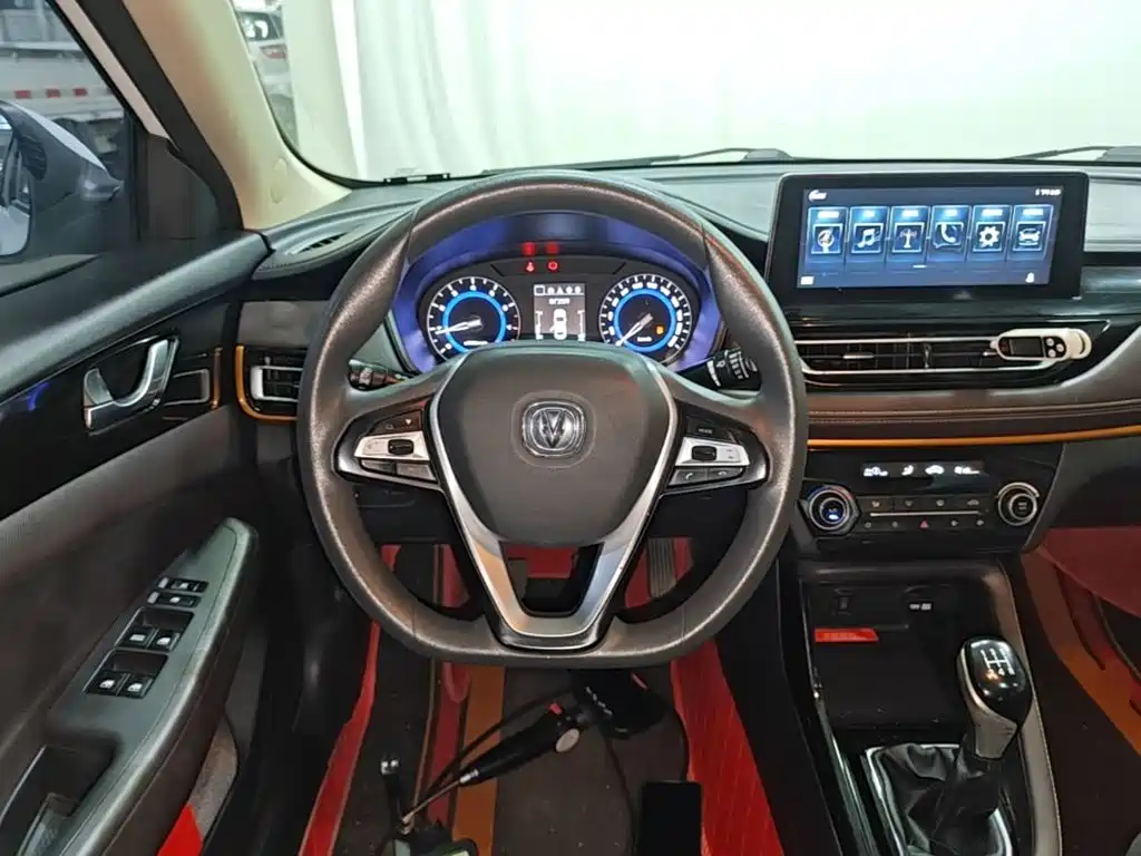Changan Eado DT 2020 — фото 11