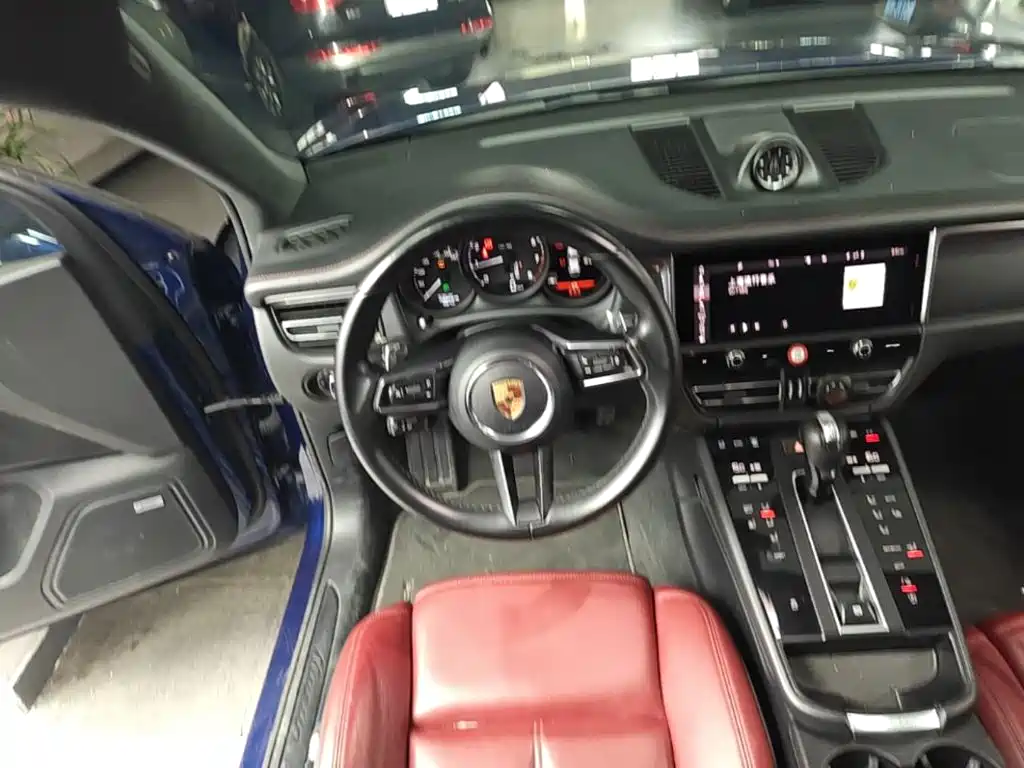 Porsche Macan 2022 — фото 11