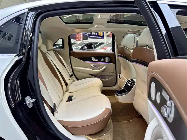 Mercedes-Benz E-Class 2023