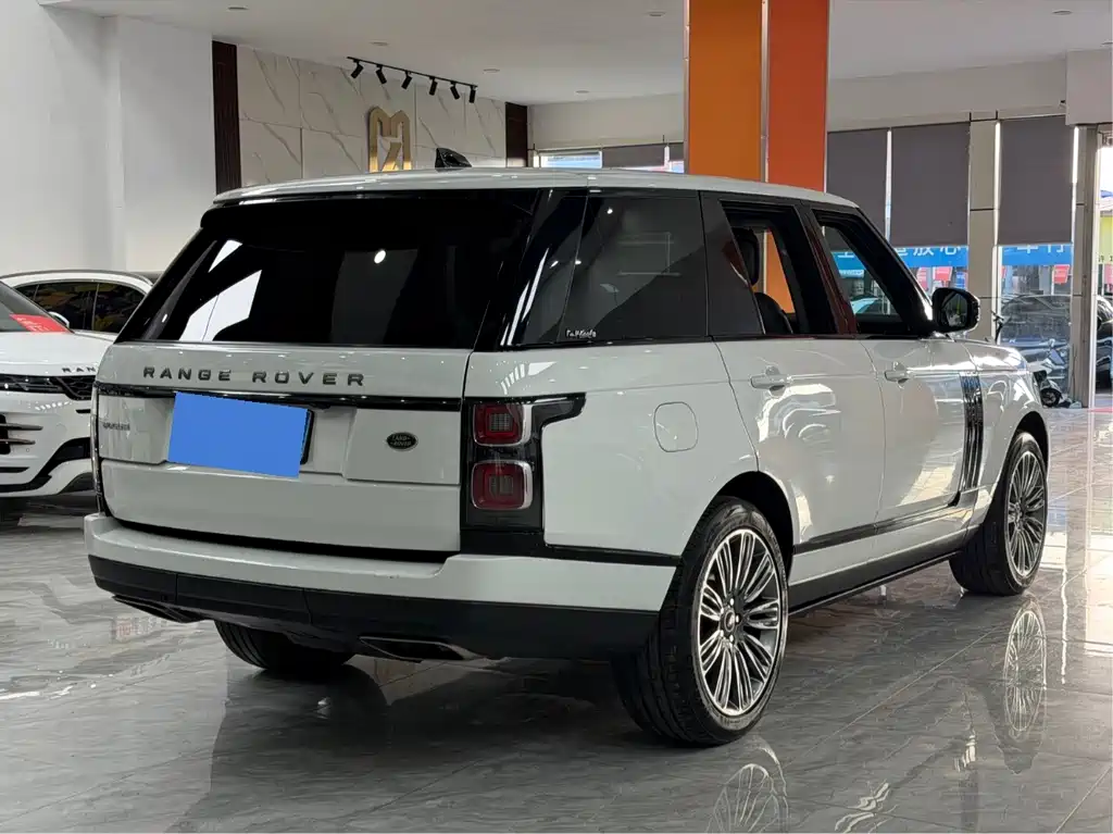 Land Rover Range Rover 2020 — фото 19