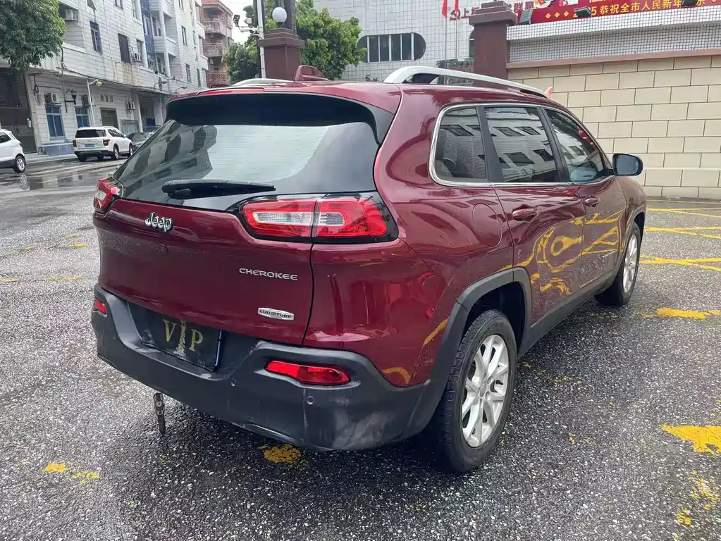 Jeep Cherokee 2017