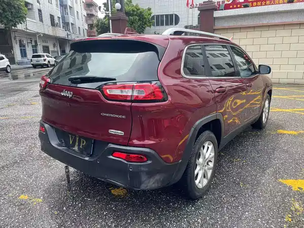 Jeep Cherokee 2017