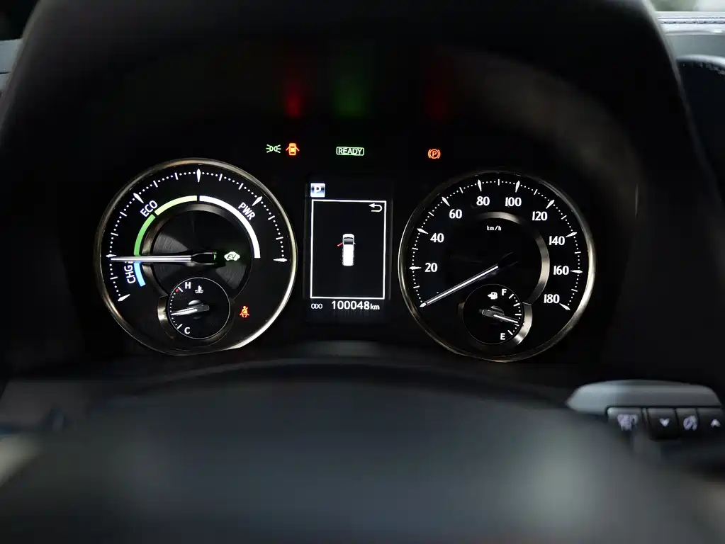 Lexus LM 2021 — фото 13