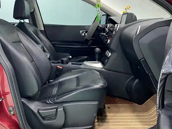 Nissan Qashqai 2011