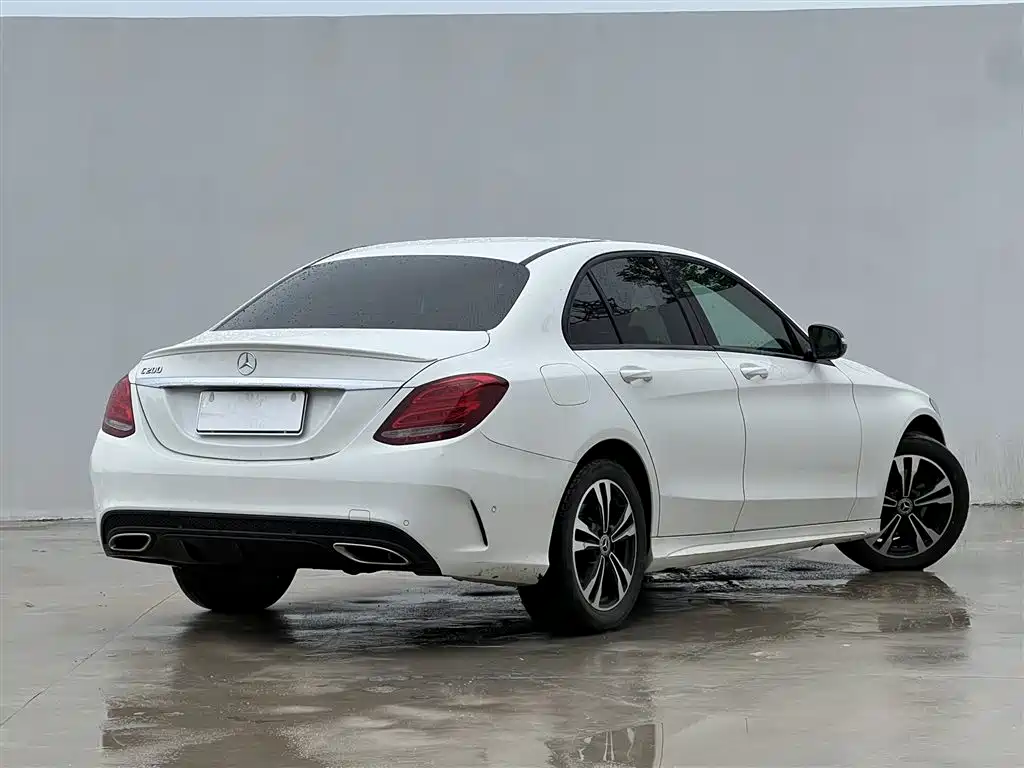 Mercedes-Benz C-Class 2018 — фото 3