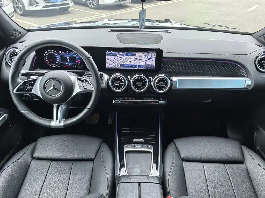 Mercedes-Benz GLB 2025 — фото 12