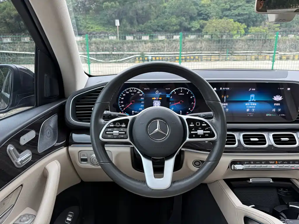 Mercedes-Benz GLE 2020 — фото 8