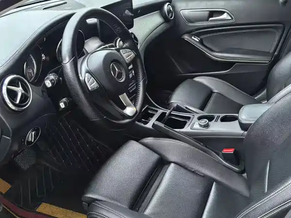 Mercedes-Benz GLA 2017