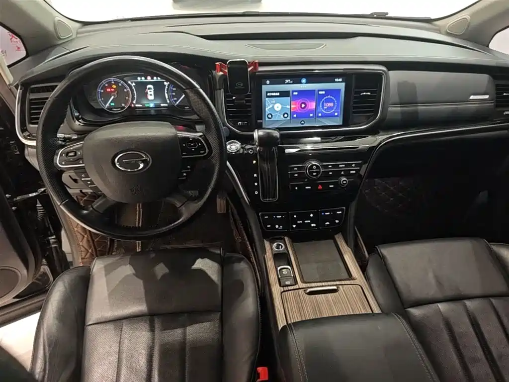 GAC Motor Trumpchi M8 2020 — фото 10