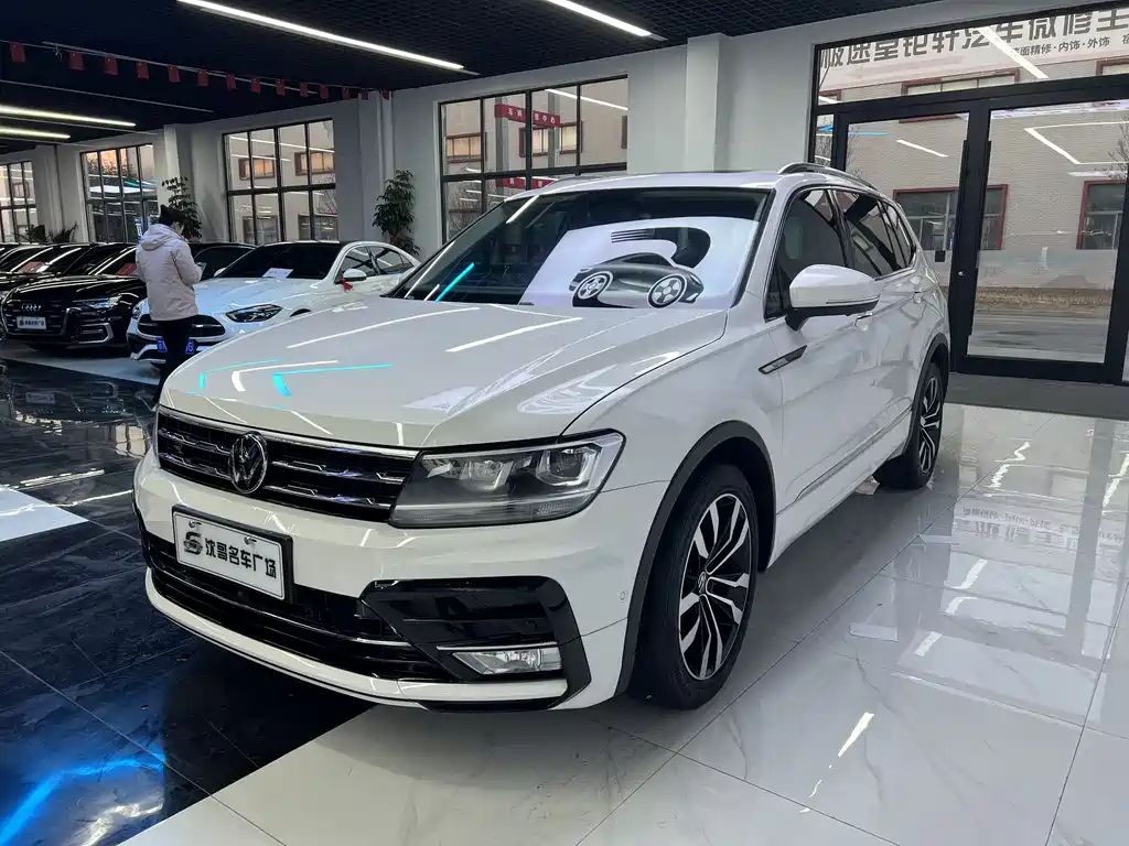 Volkswagen Tiguan L 2021