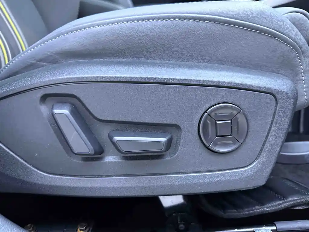 Audi A3 2023 — фото 15