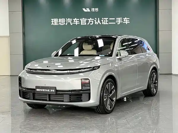 Li Auto L7 2025
