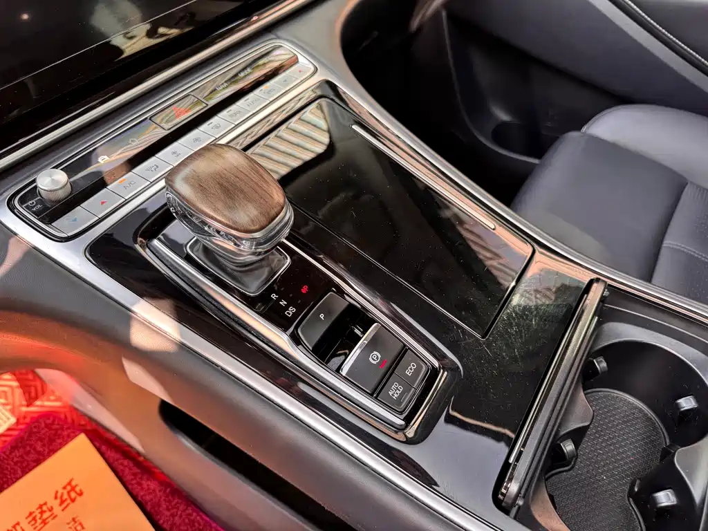 GAC Motor Trumpchi M8 2022 — фото 14