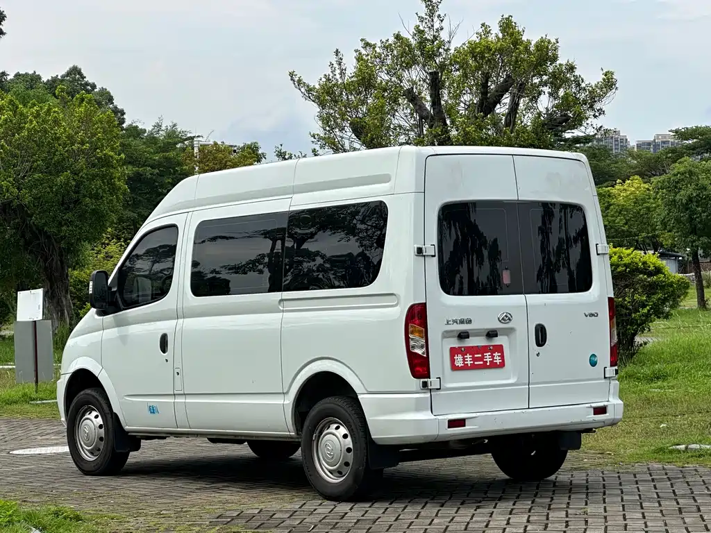 Maxus V80 2024