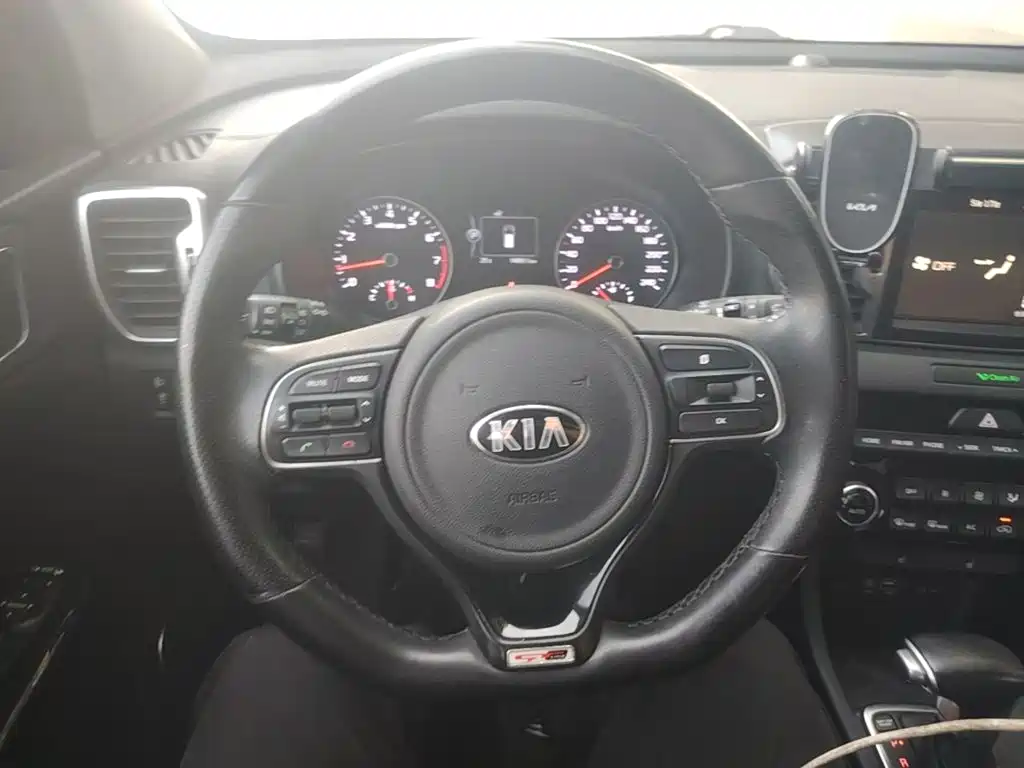 Kia KX5 2016 — фото 7